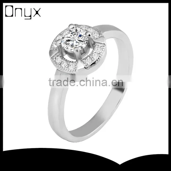 Classical 925 Sterling Silver Prong Setting Women Ring With Rhodium Plated