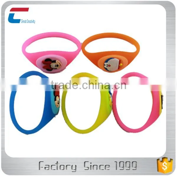 Silicone Children Tracking RFID Wristband NFC NTAG 213 Chip photo-4