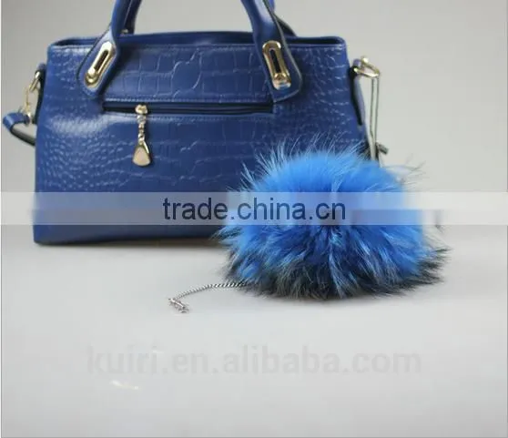 Factory Supply 100% Real Raccoon Fur Pompoms Luxurious Fur Balls Genuine Fur Pom Pom for Bag Hats Cap Scarf Gloves Attached the