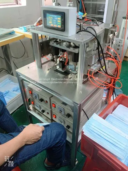 Semi-automatic Ultrasonic Mask Spot Welding Machine photo-4