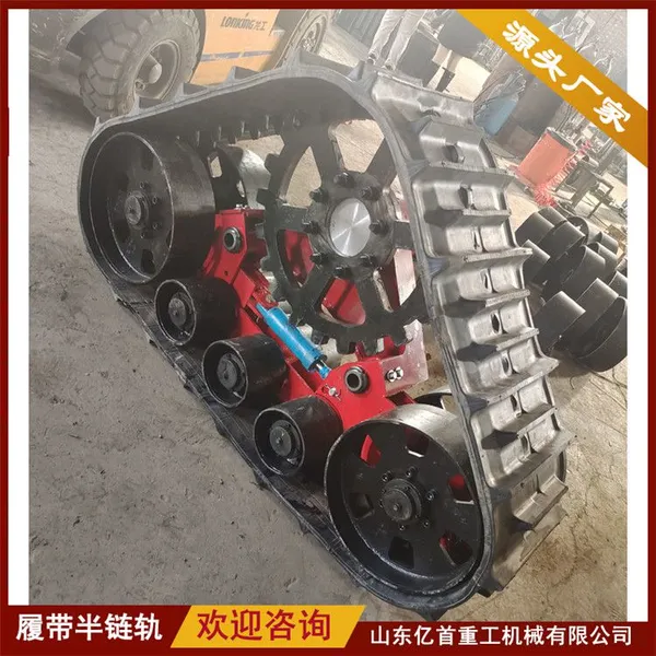 Customized Triangular Track Wheel Anti Sinking Vehicle for Mud Operation photo-4