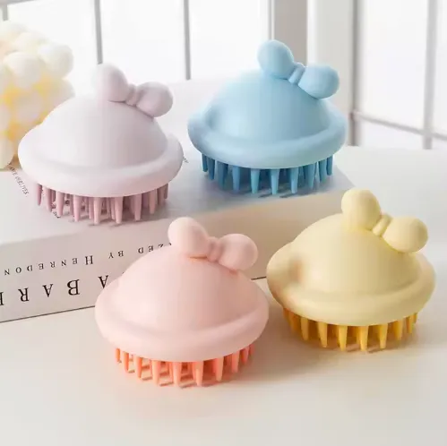 Wholesales Dry and Wet Silicone Shampoo Brush Cute Cartoon Washing Hair Brush Custom Your logo Round Message Shampoo Brush