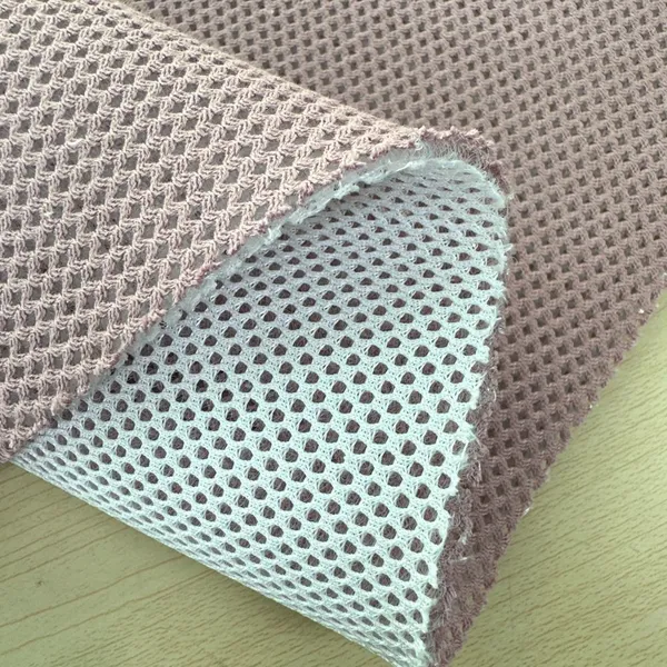 4 мм хлопковый/полиэфирный проницаемый 3D-воздушный мезш с плотностью 410 г/м² для детского коврика