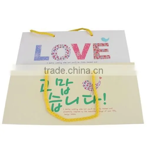 2015 Paper Packaging Bag Paper Bag for Clothing Printing photo-3