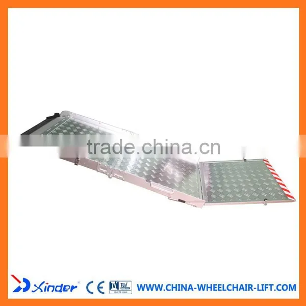 BMWR-3 Folding Manual Wheelchair Ramp for Van photo-2