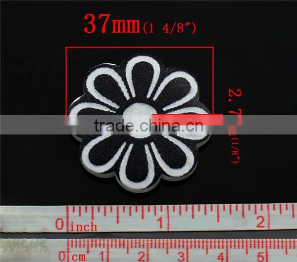 Wholesale Scrapbooking 2 Holes Flower White Black Wood Painting Sewing Buttons photo-2