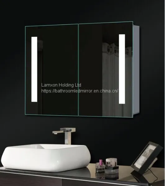Ванны-лекарственные шкафы с LED-светильниками