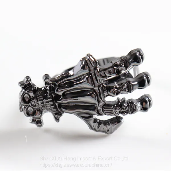 Black Colored Skeleton Hand Napkin Ring For Halloween Table Decoration photo-3