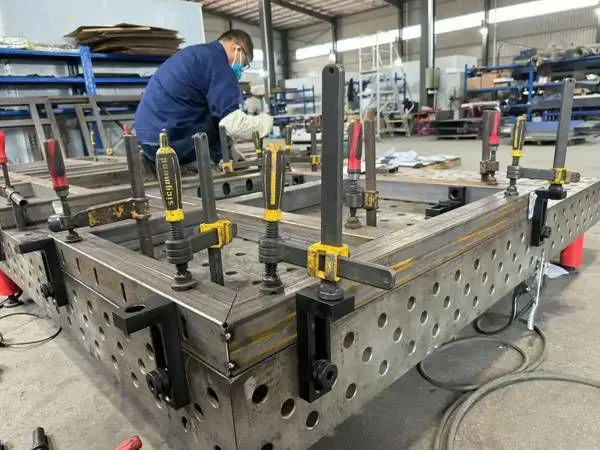 Gray Cast Iron Mechanical Arm Welding Platform, Steel Parts With High Wear Resistance, High Precision, Large Quantity in Stock, Junyuan photo-2