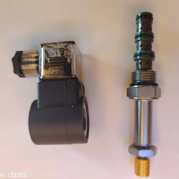 Four Way Two Position Hydraulic Cartridge Solenoid Valve SV08-40