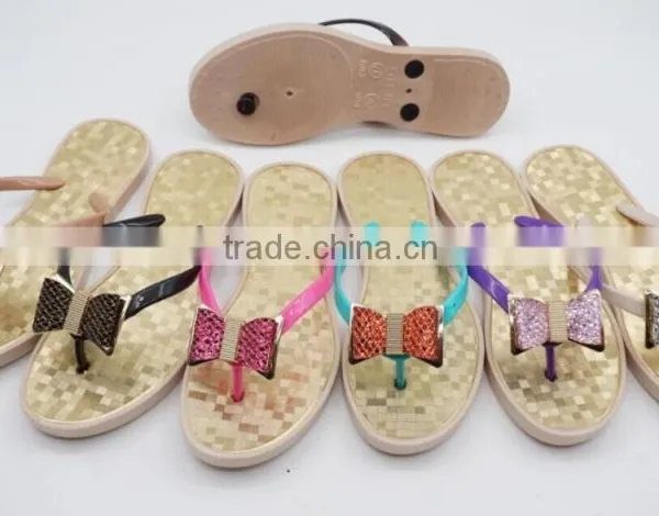 2016 New Sample Latest Fashion Lady Flip Flops PCU Slipper photo-6