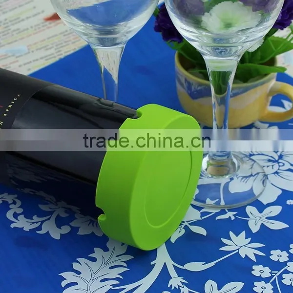 Eco-friendly Round and Square Silicone Ashtray photo-5