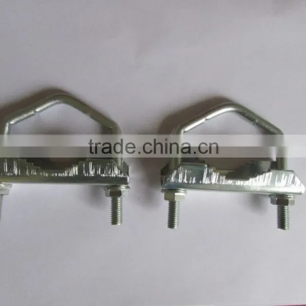 A bolt pipe clamp
