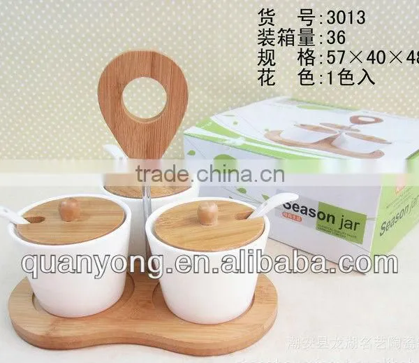 3pcs Condiments Set With Wooden Base