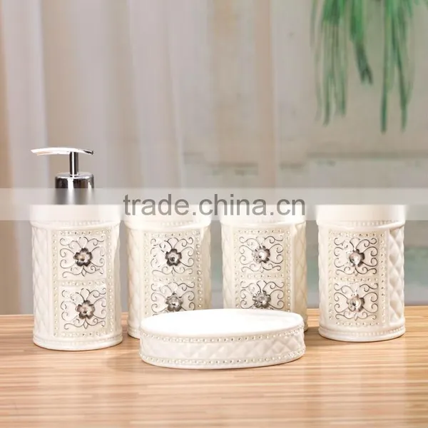 European Ceramic Bathroom Accessories Set,ceramic Bathroom Set,ceramic Bathroom Furniture,ceramic Bathroom Fitting photo-2