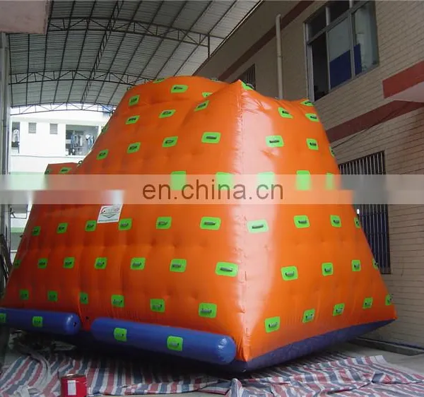 SUNWAY Popular Big Funny Floating Inflatable Water Iceberg