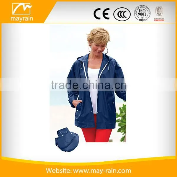2016 Latest Design Women Plastic Raincoats photo-3