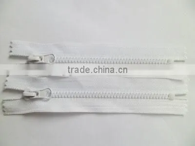 3# Plastic Resin Zipper Close End Zipper With Painted Auto-lock Thumb Slider Zipper Coate Zipper