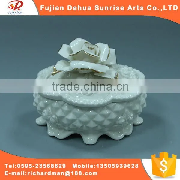 White Ceramic Smooth Jewelry Box Ornament