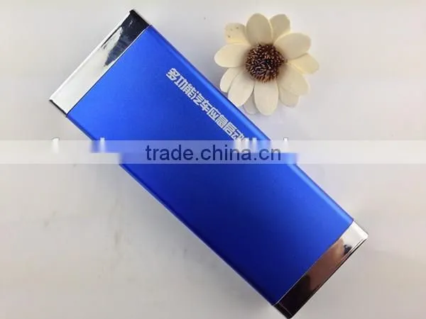 Emergency Multifunctional Power Bank 12v Car Jump Start With Excape Hammer photo-2