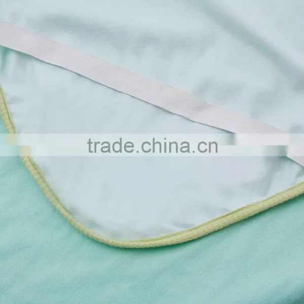 Apple Green Waterproof Queen Size Age Group Cotton Sheet photo-2