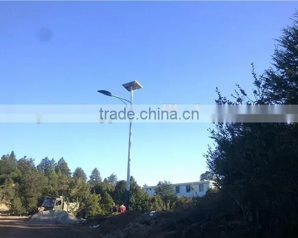 Manufacturer Supply 2015 New 4M 60W LED Solar Street Light photo-4