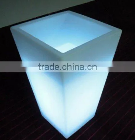 Led Lighted Outdoor Tall Plant Pot Large Size Garden Furniture White Plastic LED Flower Pot photo-2