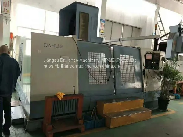 Taiwan DAHLIH MCV-1700 Vertical Machining Center photo-5