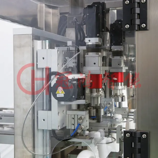 Double Heads Tracking Type Servo Piston Capping Machine photo-2