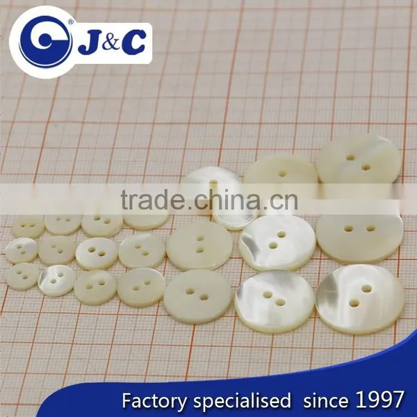 Flat 2 Holes White Color Trocas Shell Button photo-2