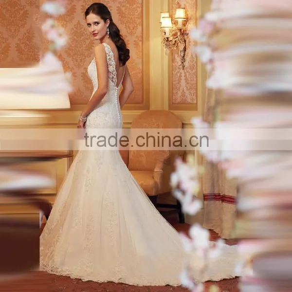 Women's Lovely Ball Gown Wedding Dress photo-2