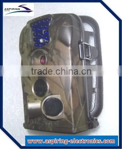 Sharp and Bright Color Pictures in Daytime and Clear Black/white Pictures at Night Hunting Trail Camera