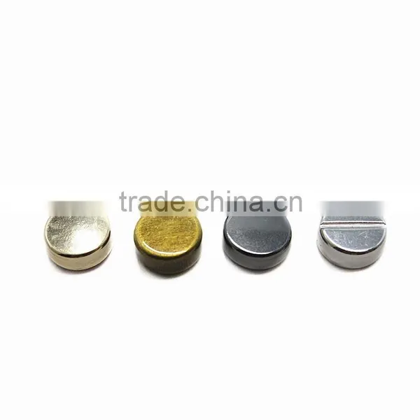 Custom Fashion Metal Flat Head Rivets And Studs For Leather Bag photo-4