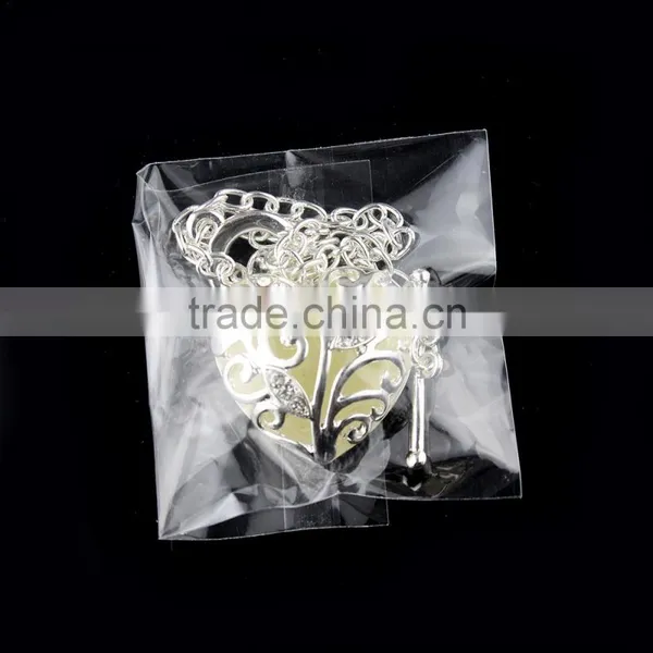 Glowing Bracelet Silver Glow in Dark Heart Pendant Luminous Bracelet photo-4
