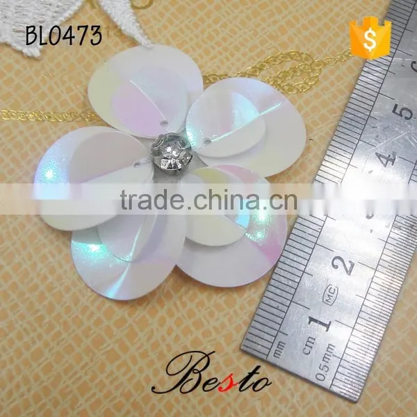 The Rhinestone Center White Sequin Applique for the Lady's Dress photo-4
