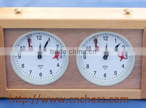 HIGH-QUALITY ANALOG WOOD MECHANICAL CHESS CLOCK photo-2