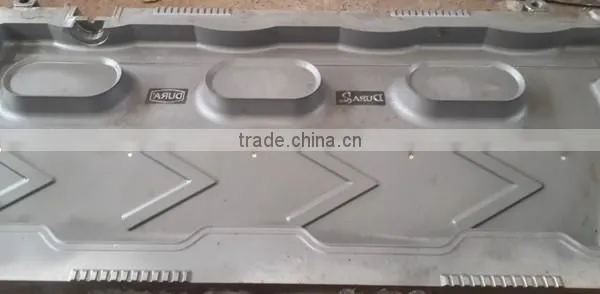 Low Price Customized Road Barrier Blow Mould photo-4