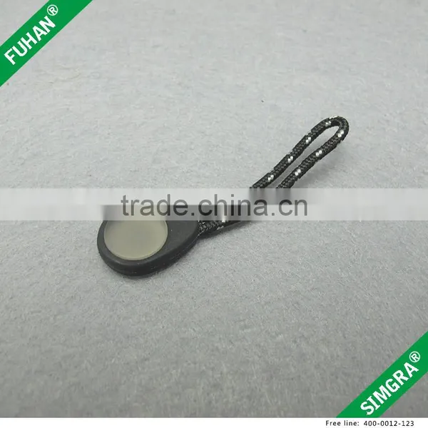 China Supplier Sportswear Silicon Rubber Zipper Pullers Wholesale photo-4