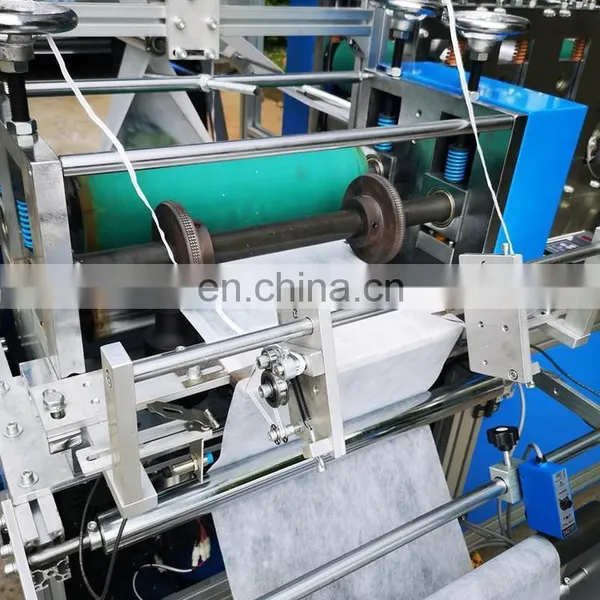 400*160mm 520*160mm Waterproof PP Nonwoven Medical Overshoes Making Machine photo-4