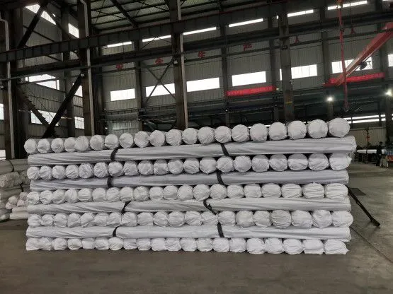 8m Wide 1.0mm Thick HDPE Geomembrane Pond Liner photo-5