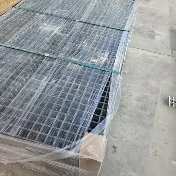 Orchard FRP Grating Weather Mud Resistant Anti Slip Farm Walkway Panel