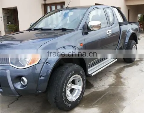 MItsubishi Triton Truck Over Fender