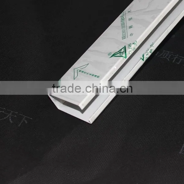 Anti-pollution White Aluminum Slat Baffled Ceiling Decorative Material for Building photo-3