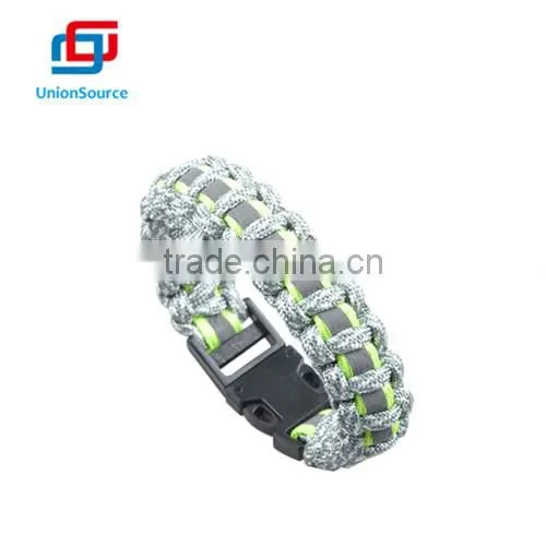 Trendy Paracord Bracelet For Outdoor Activity photo-3