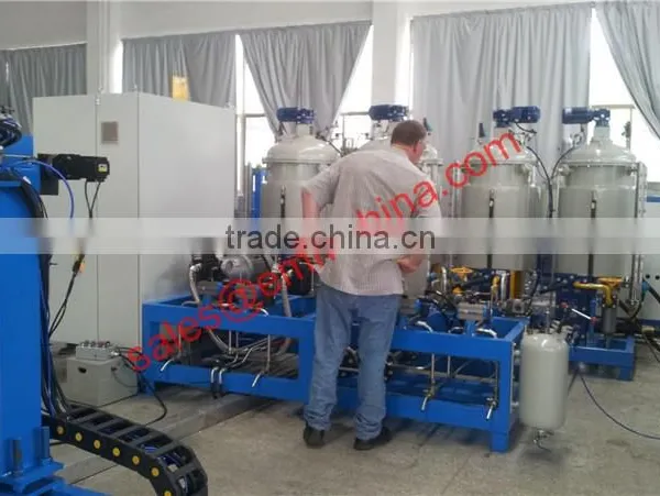 EMM105-2 Three Components Polyurethane Elastomer Casting Machine photo-3