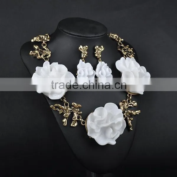 Hot Resin Necklace Earring Flower Jewelry Set photo-5