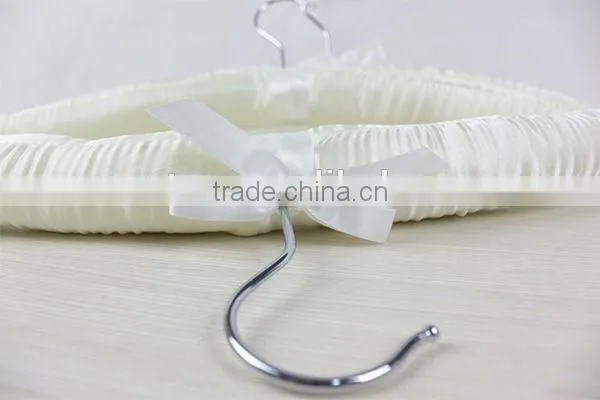 Low Price Hot Sale Padded Hanger Fabric Cotton Hanger photo-6