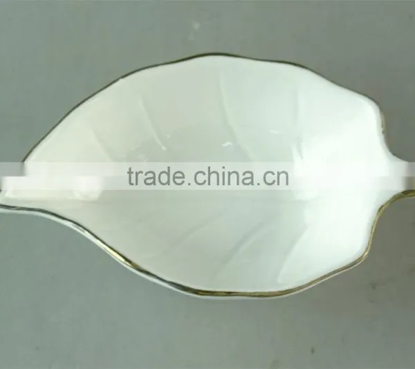 Wholesale Stock White Leaf Shape Ceramic Dish With Silver Line in Good Quality and Reasonable Price photo-2