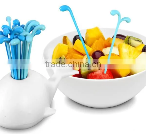 Wholesale Stock Small Order Lovely Beluga Fruit Fork photo-2