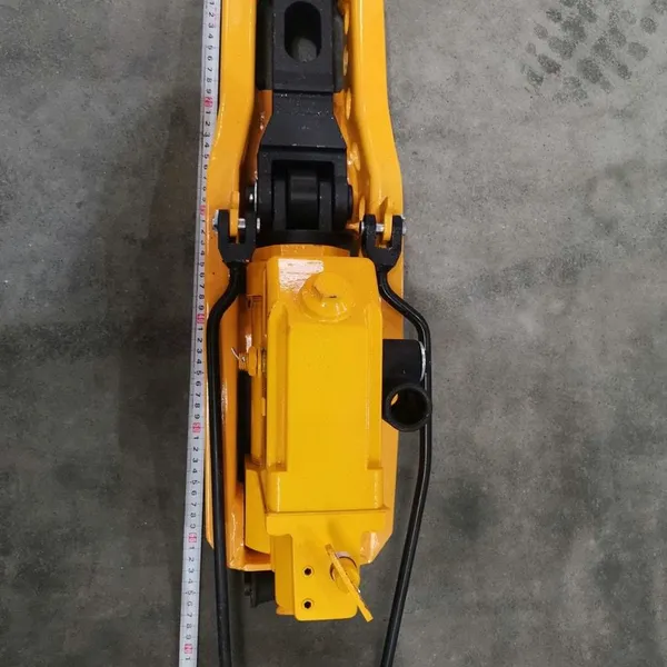 Hydraulic Railway Track Jack Rail Lifting and Lining Machine photo-2